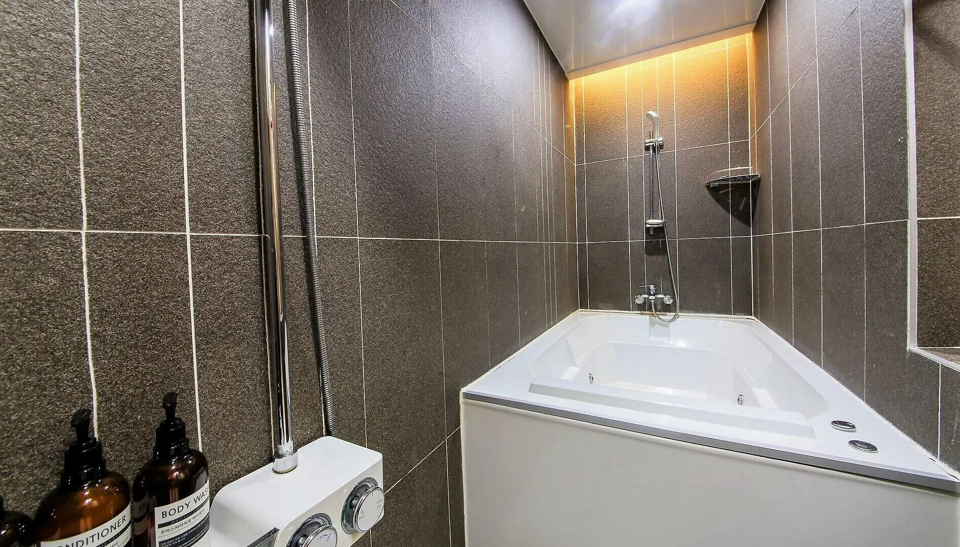 Popcorn Hotel Busan