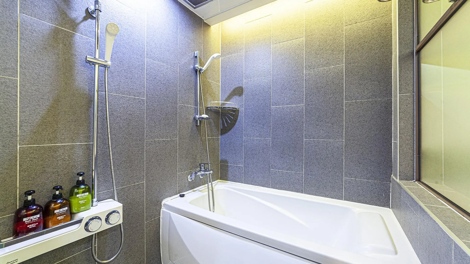 **  Popcorn Hotel Busan South Korea