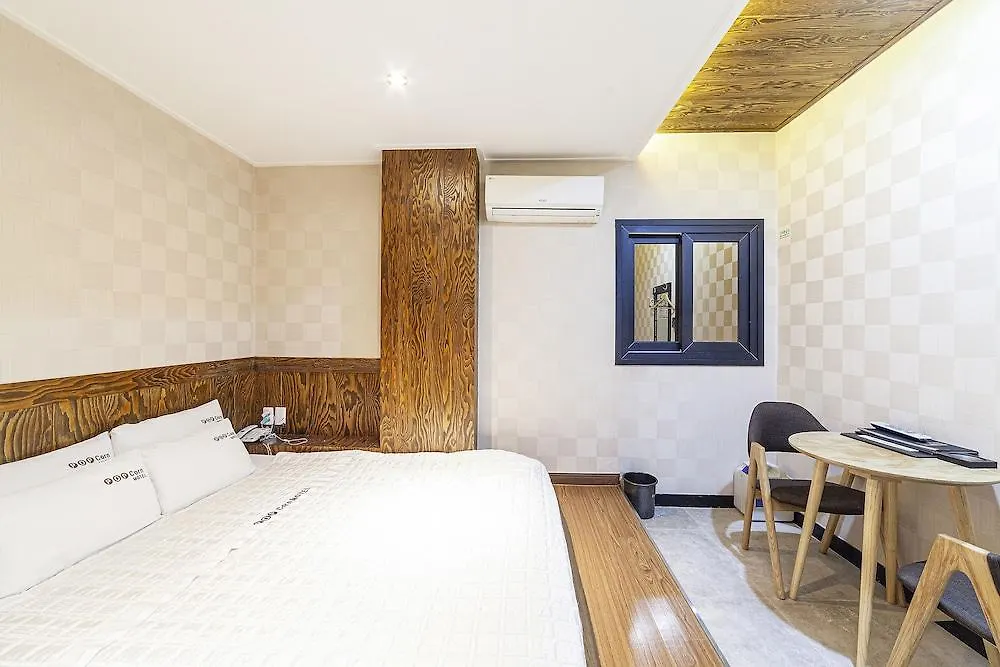 Popcorn Hotel Busan 2*,