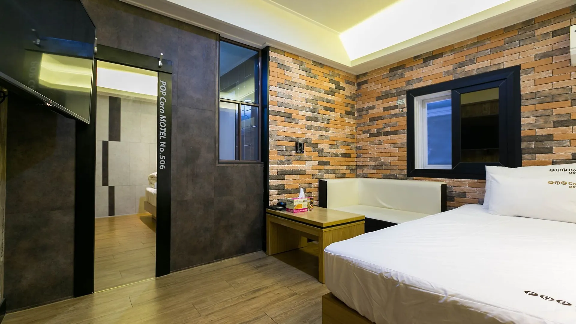 Popcorn Hotel Busan 2*,  South Korea